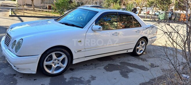 Mercedes E 220 1998, 578,000 km - 2.2 l - Bakı