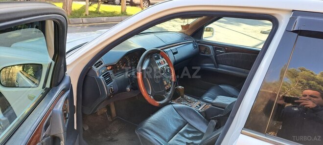 Mercedes E 220 1998, 578,000 km - 2.2 l - Bakı