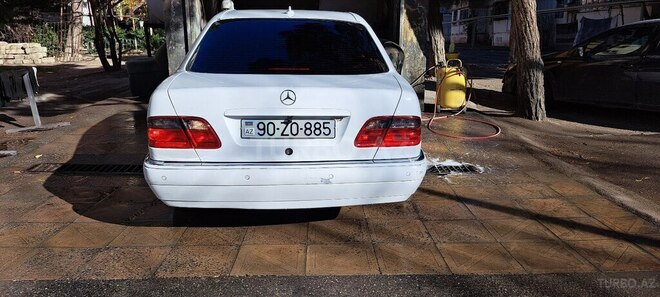 Mercedes E 220 1998, 578,000 km - 2.2 l - Bakı