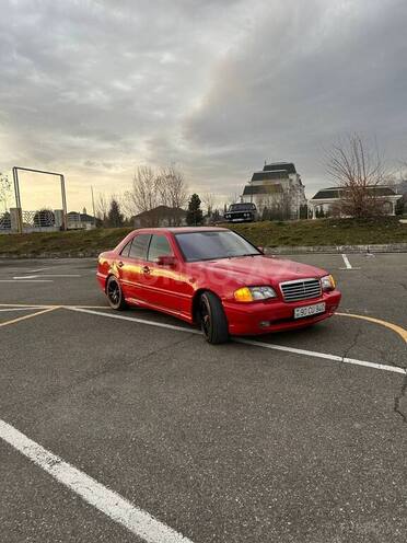 Mercedes C 200 1998, 240,000 km - 2.0 л - Qəbələ