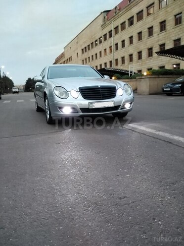 Mercedes E 220 2004, 410,000 km - 2.2 l - Bakı