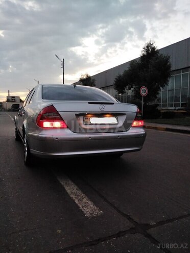 Mercedes E 220 2004, 410,000 km - 2.2 l - Bakı
