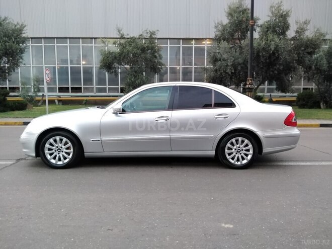 Mercedes E 220 2004, 410,000 km - 2.2 l - Bakı