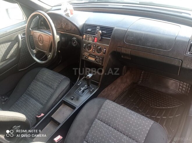 Mercedes C 180 1995, 356,000 km - 1.8 л - Bakı