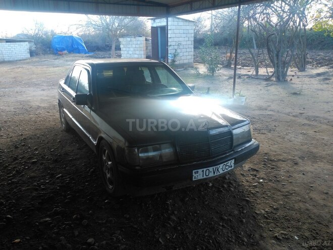 Mercedes 190 1990, 256,800 km - 2.0 l - Cəlilabad
