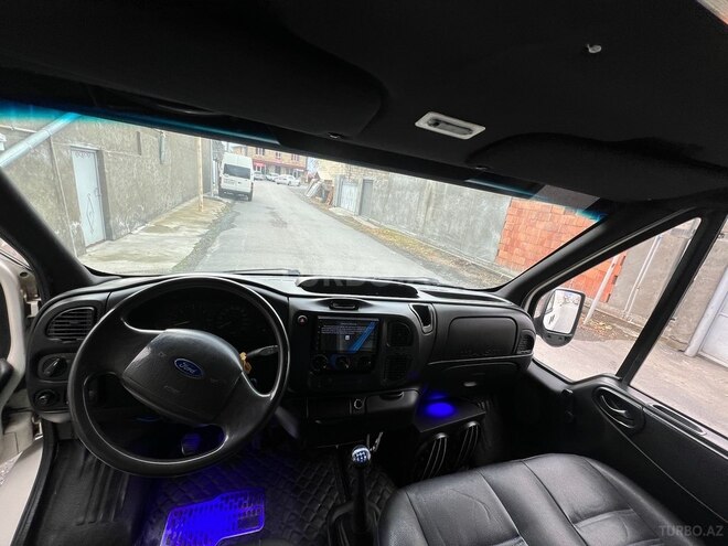 Ford Transit 2001, 367,000 km - 2.0 l - Zaqatala