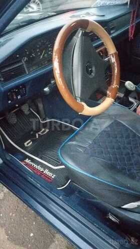 Mercedes 190 1992, 988,880 km - 2.0 л - Goranboy