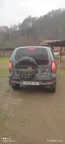 Chevrolet Niva 2005, 178,000 km - 1.7 l - Lerik