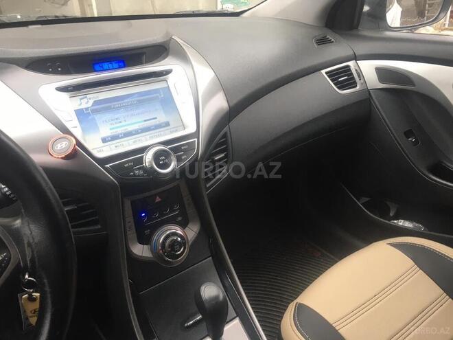 Hyundai Elantra 2013, 149,200 km - 1.8 л - Qax