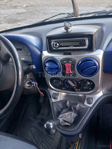 Fiat Doblo 2003, 379,000 km - 1.9 l - Bakı