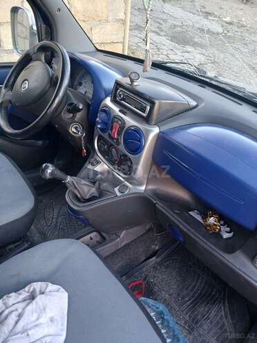 Fiat Doblo 2003, 379,000 km - 1.9 l - Bakı