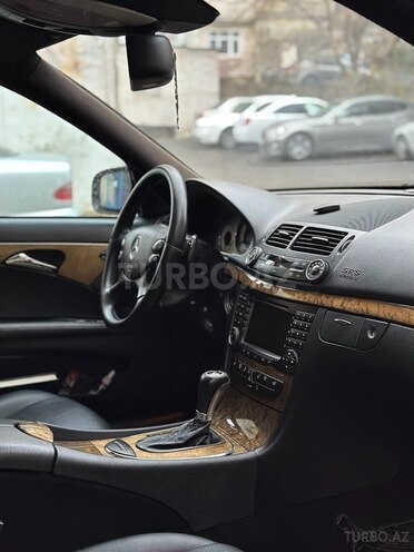 Mercedes E 280 2006, 335,000 km - 3.0 l - Bakı