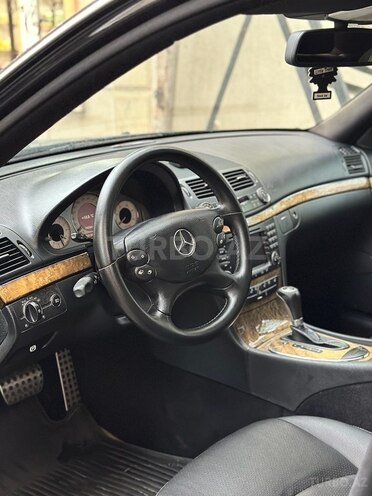 Mercedes E 280 2006, 335,000 km - 3.0 l - Bakı