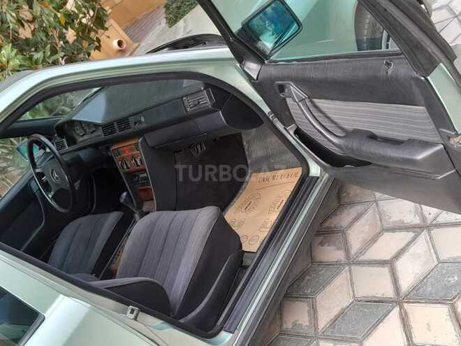 Mercedes E 230 1986, 382,654 km - 2.3 l - Şəmkir