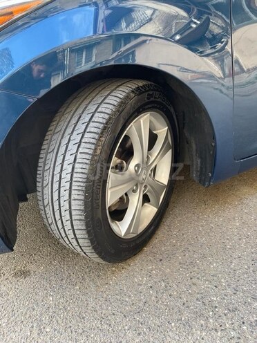 Hyundai Elantra 2015, 62,800 km - 1.8 l - Bakı