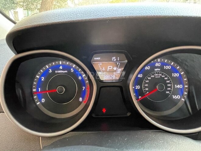 Hyundai Elantra 2015, 62,800 km - 1.8 l - Bakı