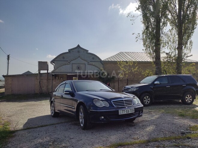 Mercedes C 200 2006, 268,000 km - 2.0 l - Bakı