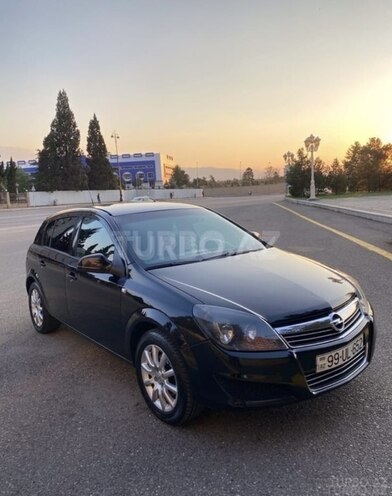 Opel Astra 2010, 240,000 km - 1.4 l - Gəncə