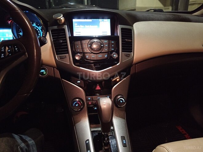 Chevrolet Cruze 2015, 230,766 km - 1.4 l - Şirvan