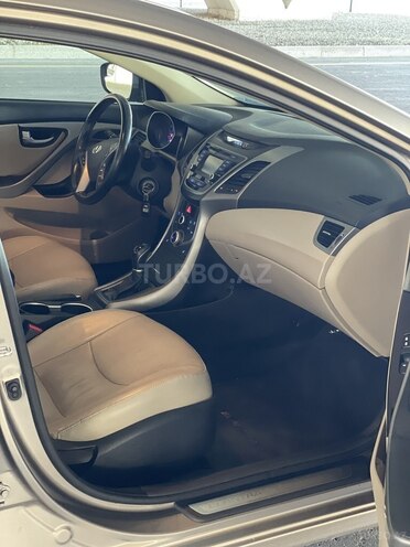Hyundai Elantra 2014, 240,310 km - 1.8 l - Bakı