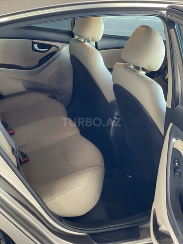 Hyundai Elantra 2014, 240,310 km - 1.8 l - Bakı