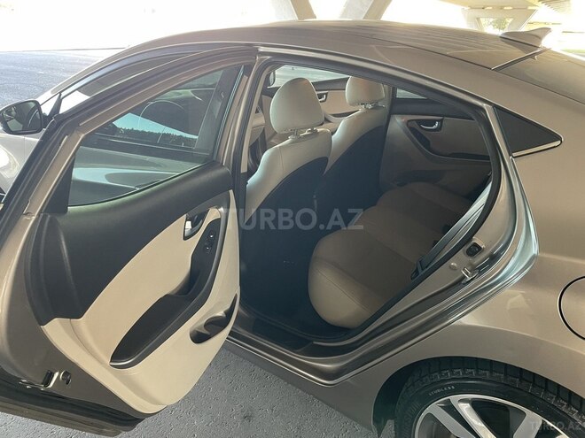 Hyundai Elantra 2014, 240,310 km - 1.8 l - Bakı