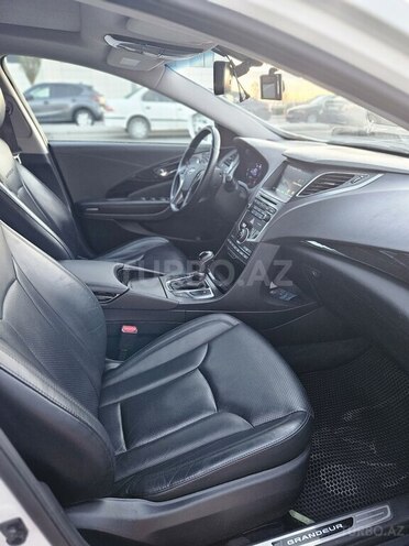 Hyundai Grandeur 2015, 147,000 km - 2.2 l - Bakı