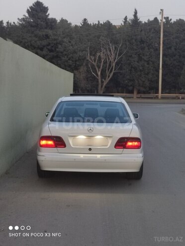 Mercedes E 320 2000, 390,000 km - 3.2 l - Bakı