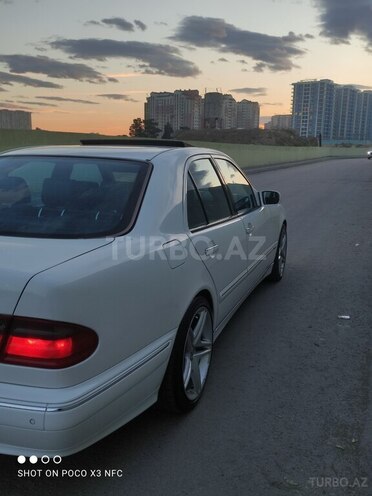 Mercedes E 320 2000, 390,000 km - 3.2 l - Bakı