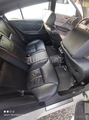 Mercedes E 320 2000, 390,000 km - 3.2 l - Bakı