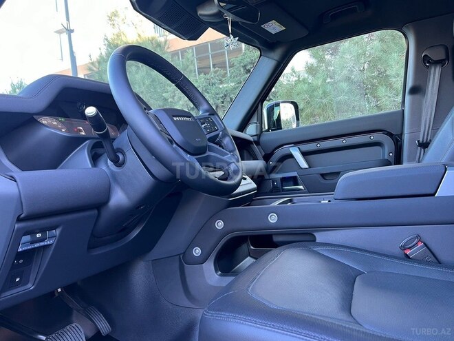 Land Rover Defender 2023, 5,000 km - 2.0 l - Bakı