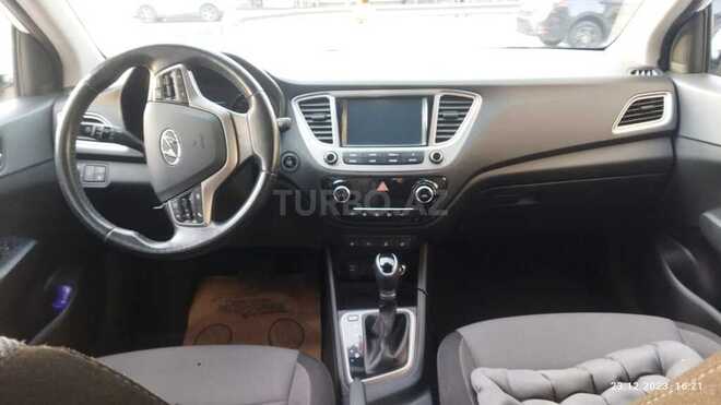 Hyundai Accent 2019, 95,000 km - 1.6 l - Bakı