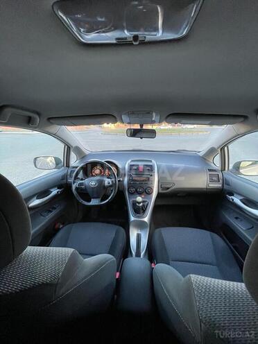 Toyota Auris 2011, 225,000 km - 1.4 l - Bakı