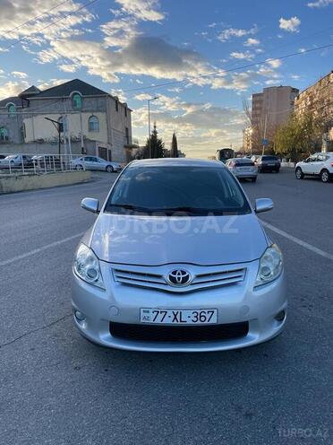 Toyota Auris 2011, 225,000 km - 1.4 l - Bakı