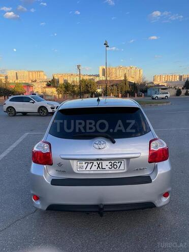 Toyota Auris 2011, 225,000 km - 1.4 l - Bakı