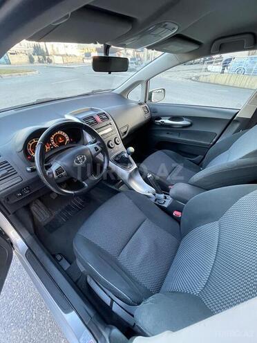Toyota Auris 2011, 225,000 km - 1.4 l - Bakı