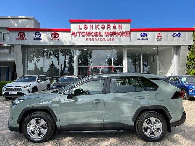 Toyota RAV4 2023, 0 km - 2.5 л - Lənkəran