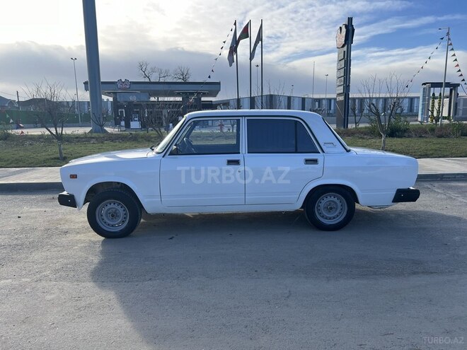LADA (VAZ) 2107 2003, 180,000 km - 1.6 л - Xudat