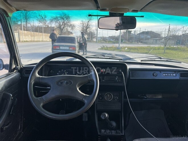 LADA (VAZ) 2107 2003, 180,000 km - 1.6 л - Xudat