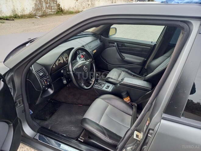 Mercedes C 230 2000, 205,000 km - 2.3 л - Bakı