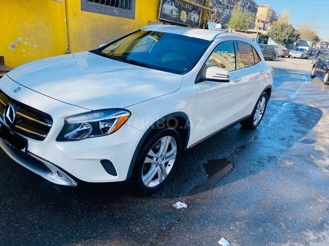 Mercedes GLA 250 2015, 179,000 km - 2.0 l - Bakı