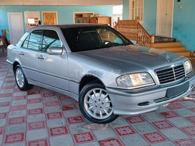 Mercedes C 240 1999, 263,000 km - 2.4 l - Ağcabədi
