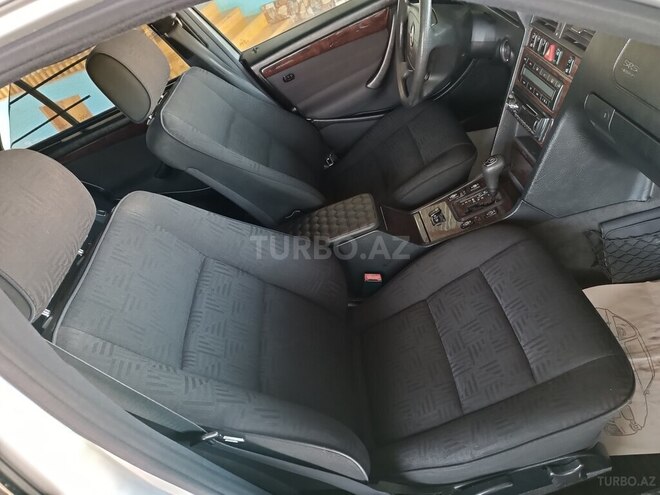 Mercedes C 240 1999, 263,000 km - 2.4 l - Ağcabədi