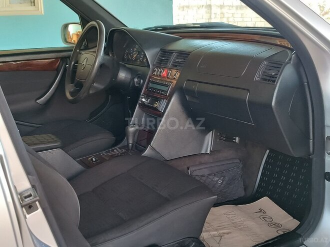 Mercedes C 240 1999, 263,000 km - 2.4 l - Ağcabədi
