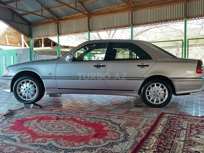 Mercedes C 240 1999, 263,000 km - 2.4 l - Ağcabədi