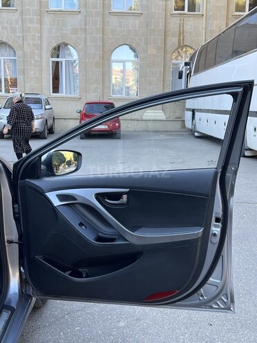 Hyundai Elantra 2015, 187,545 km - 1.6 l - Bakı