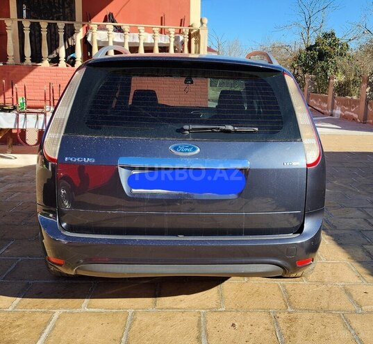 Ford Focus 2009, 247,000 km - 1.6 l - Salyan