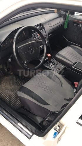 Mercedes C 200 1995, 633,471 km - 2.0 l - Siyəzən
