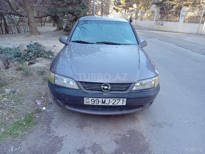 Opel Vectra 1995, 255,000 km - 1.8 л - Bakı