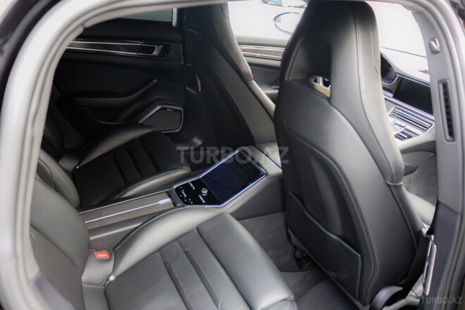Porsche Panamera 4S 2017, 63,000 km - 2.9 l - Bakı